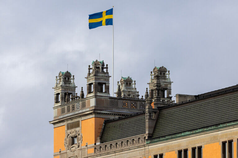 Rosenbad med flaggan i topp.